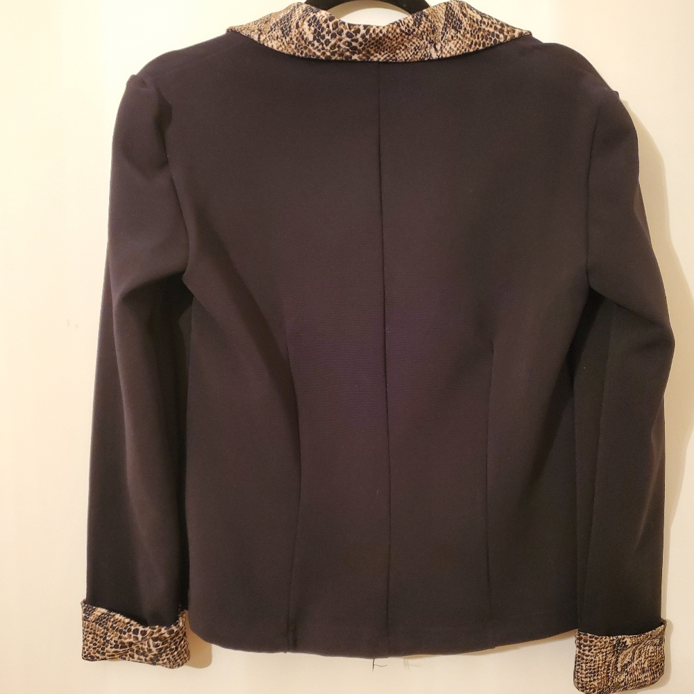 Jacket - Picture 2 of 4